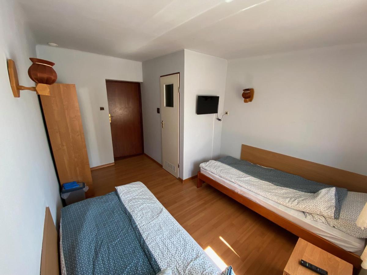 Albergue "U Jedrusia" Zarebow Exterior foto