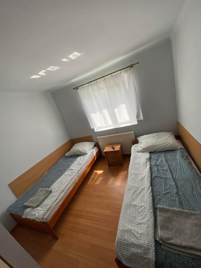Albergue "U Jedrusia" Zarebow Exterior foto